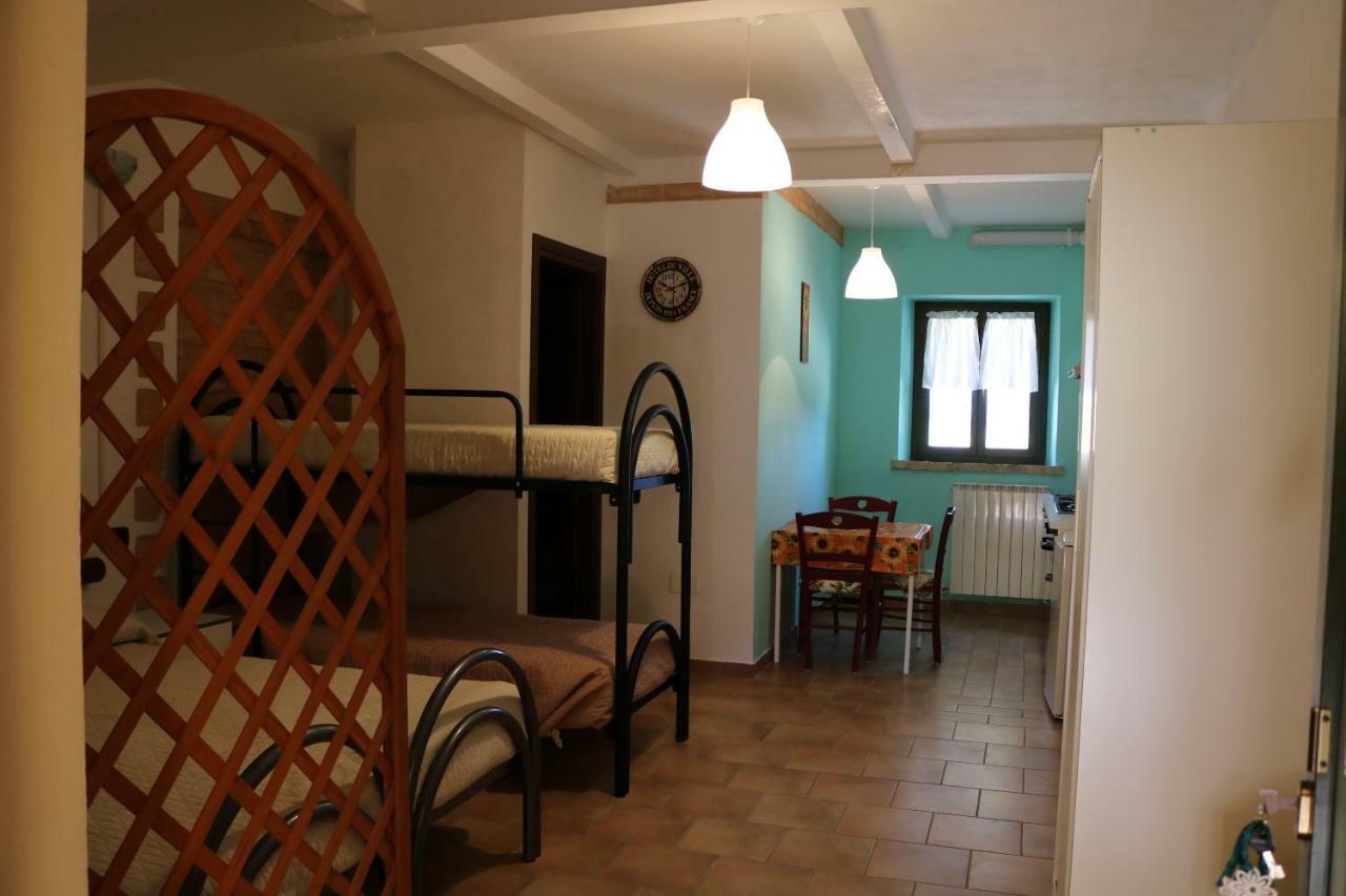 Agriturismo Fattoria Del Colle Jesi Extérieur photo